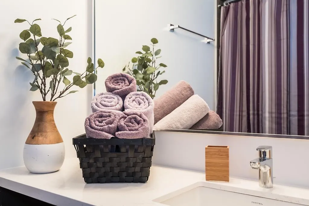 Quickstay - Yorkville Dream Toronto Canada