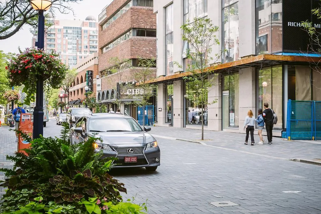 Yorkville Dream Toronto 0*,  Kanada