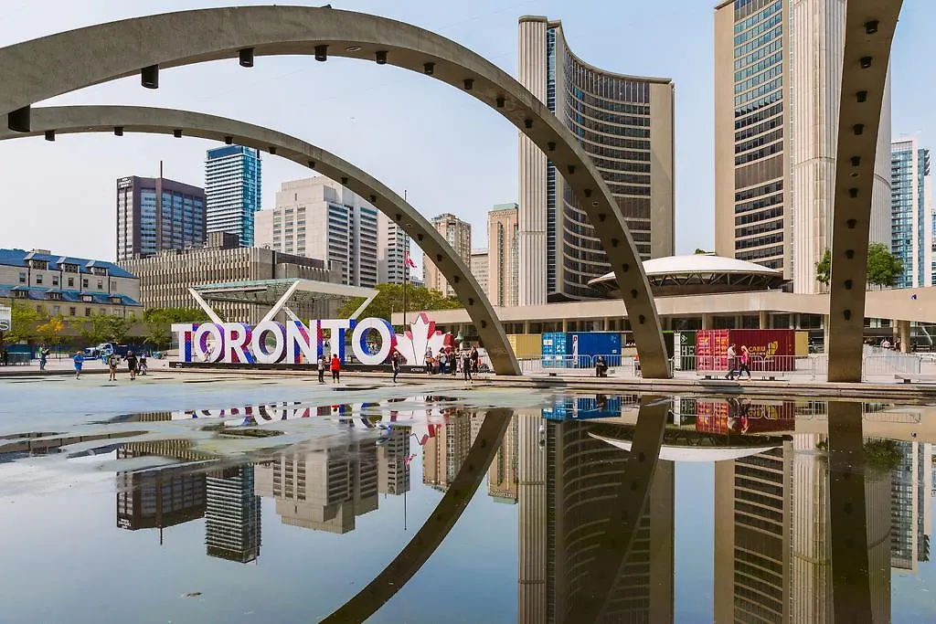 Yorkville Dream Toronto 0*,